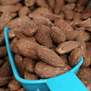 Almendra tostada salpimentada